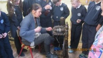 Heritage in schools artist 2016 011